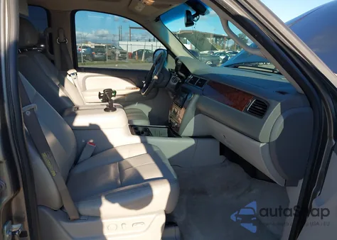 2007 Chevrolet Tahoe Ltz z USA, uszkodzony, nr VIN 1GNFK13097J148083